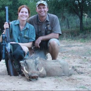 namibia_alex_farm_warzenschweinkeiler