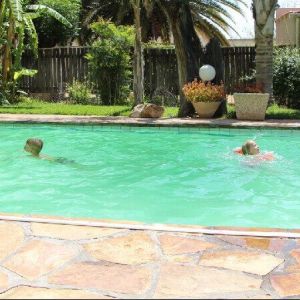 namibia_alex_farm_erholung_poolbereich